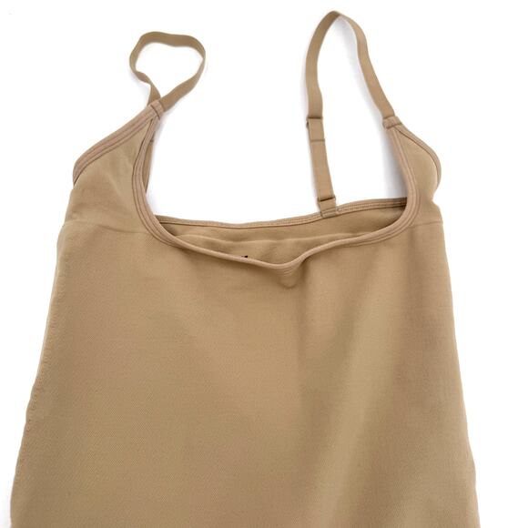 Skims Square Neck Mid Thigh Bodysuit Size Small NWOT - Picture 3 of 6